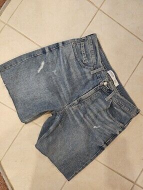 Levi's Womens Light Blue Relaxed Denim Shorts